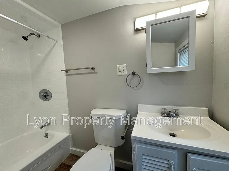 84 Spring St #3R — Photo 10