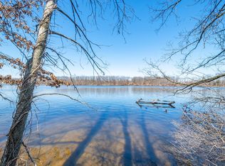 17740 S River Rd, Three Rivers, MI 49093