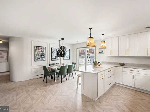 104 Gilmore Rd, Havertown, PA 19083