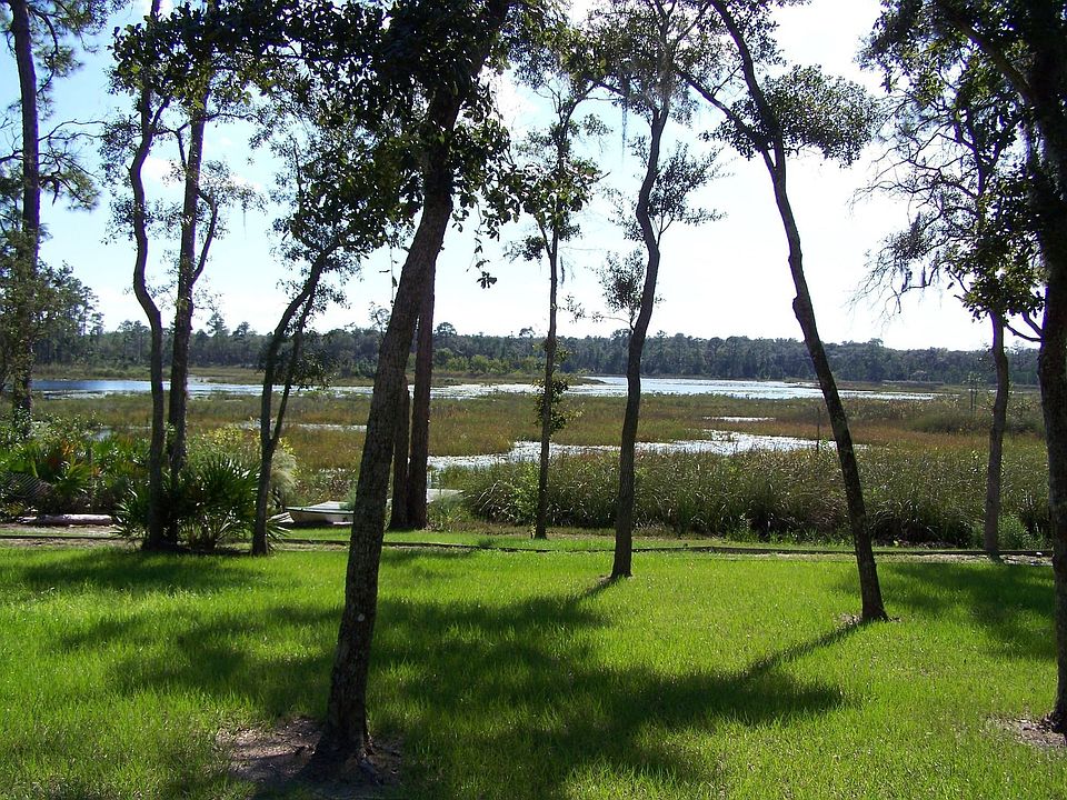 Backyard/View of Diamond Lake