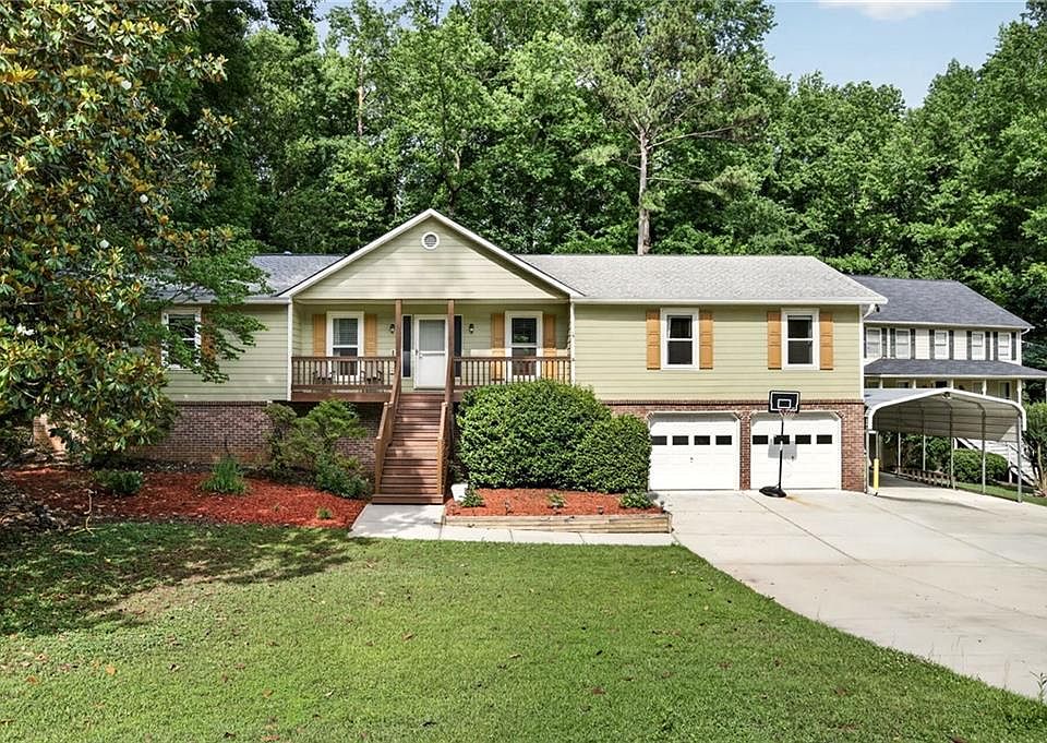 1st image of 1526 Hickory Dr SW