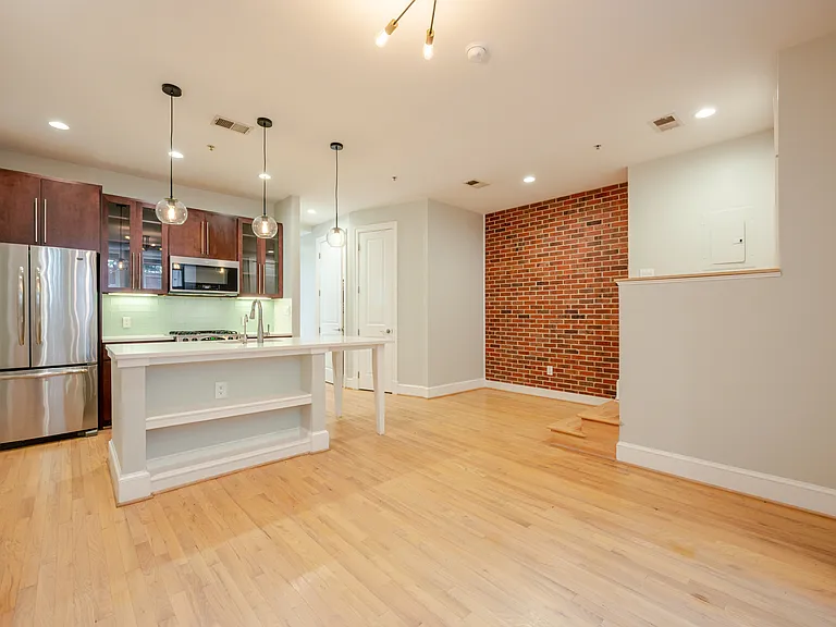 444 M St NW #1 — Photo 4