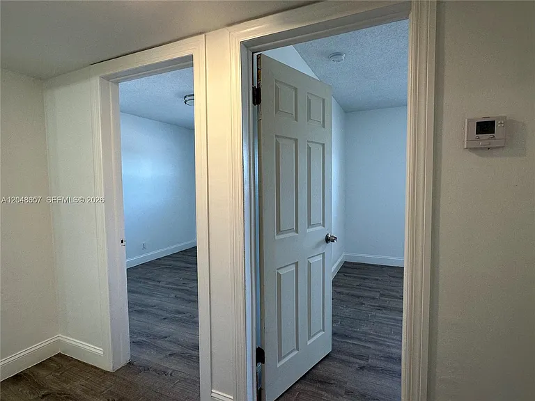 2401 NW 9th Ave #3 — Photo 18