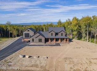 9613 W Jennings Dr, Wasilla, AK 99623