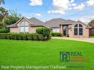 7609 Meadowside Rd, Fort Worth, TX 76132
