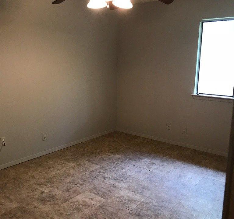 2nd image of 12505 Tree Line Dr #B