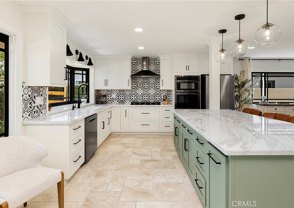 1st image of 21052 Amberwick Ln