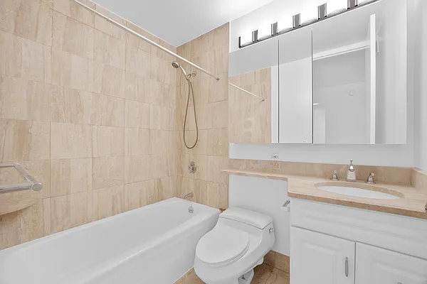 Rented by RELO REDAC INC. | media 5