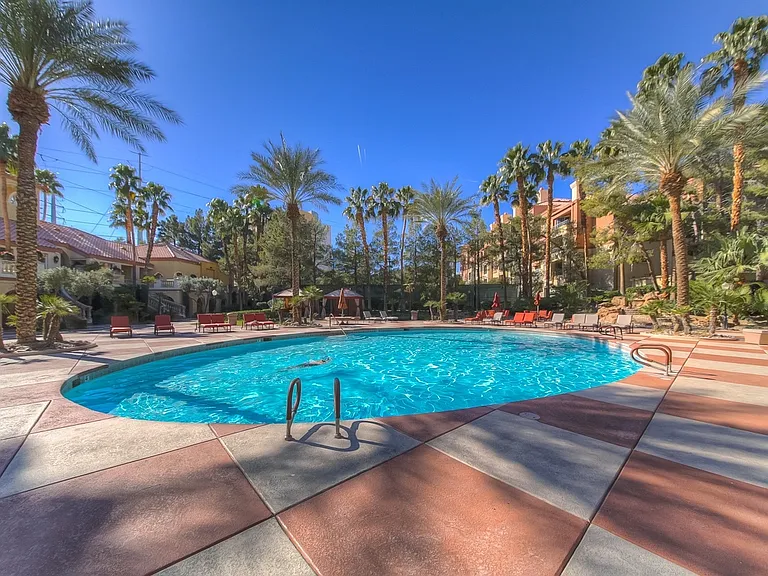230 E Flamingo Rd #228 — Photo 25