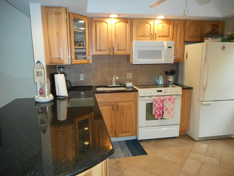291 Mercury Rd #2 — Photo 3