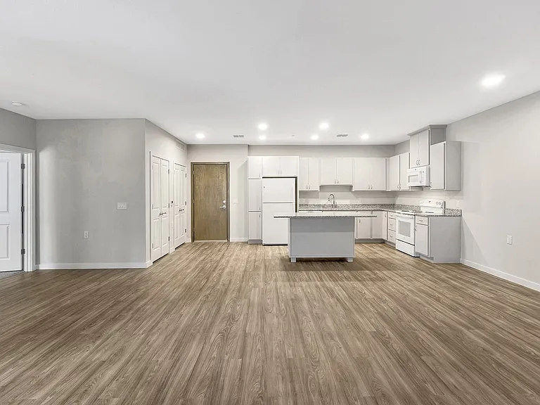 The Reef at Riviera 62+ Apartments — Photo 47