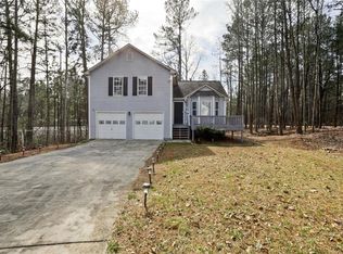 250 Mona Ct, Lawrenceville, GA 30044