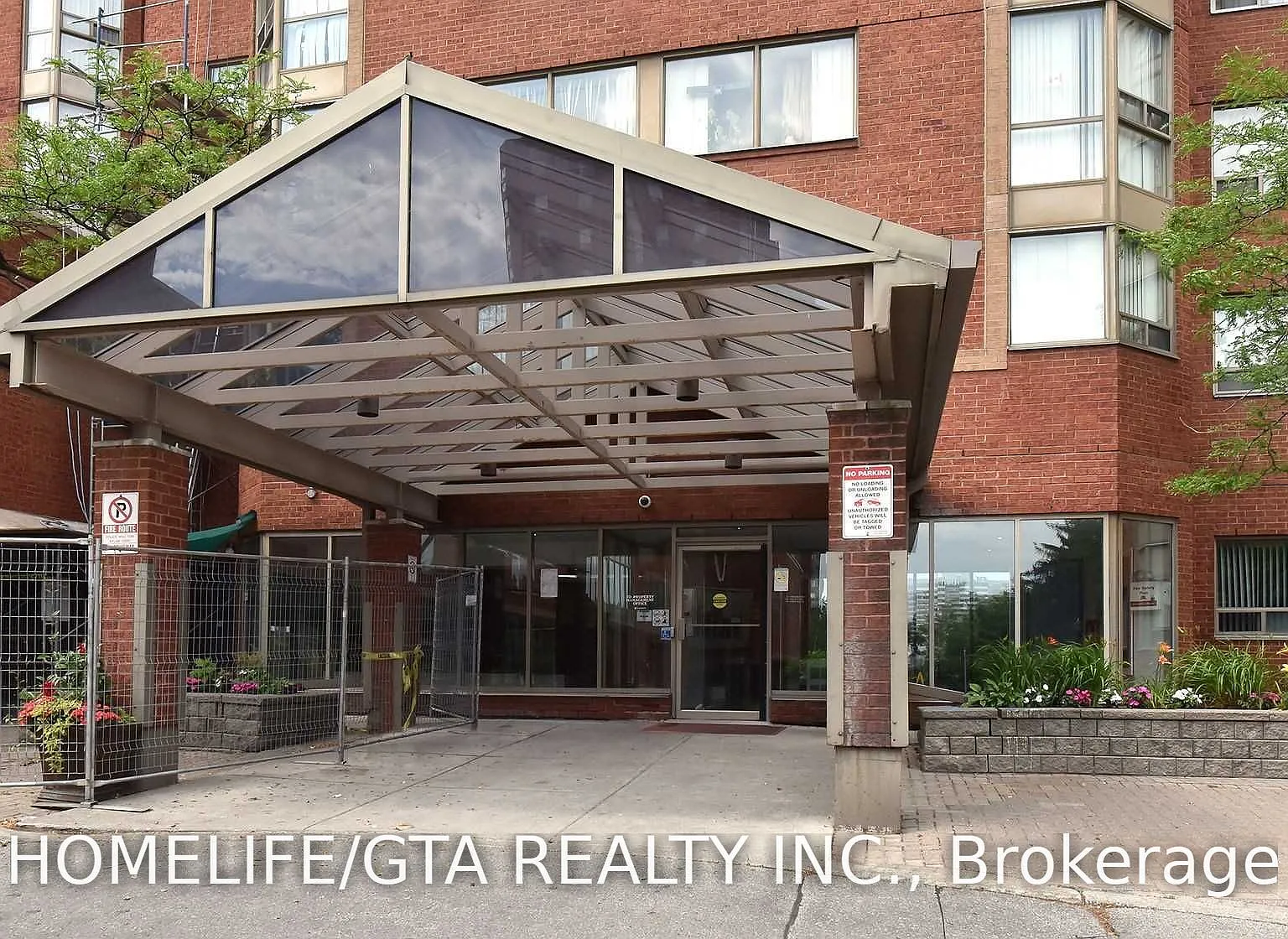3 bed, $2,790 — Photo 2