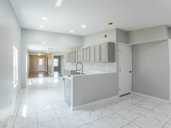 2527 Montgomery St, Louisville, KY 40212