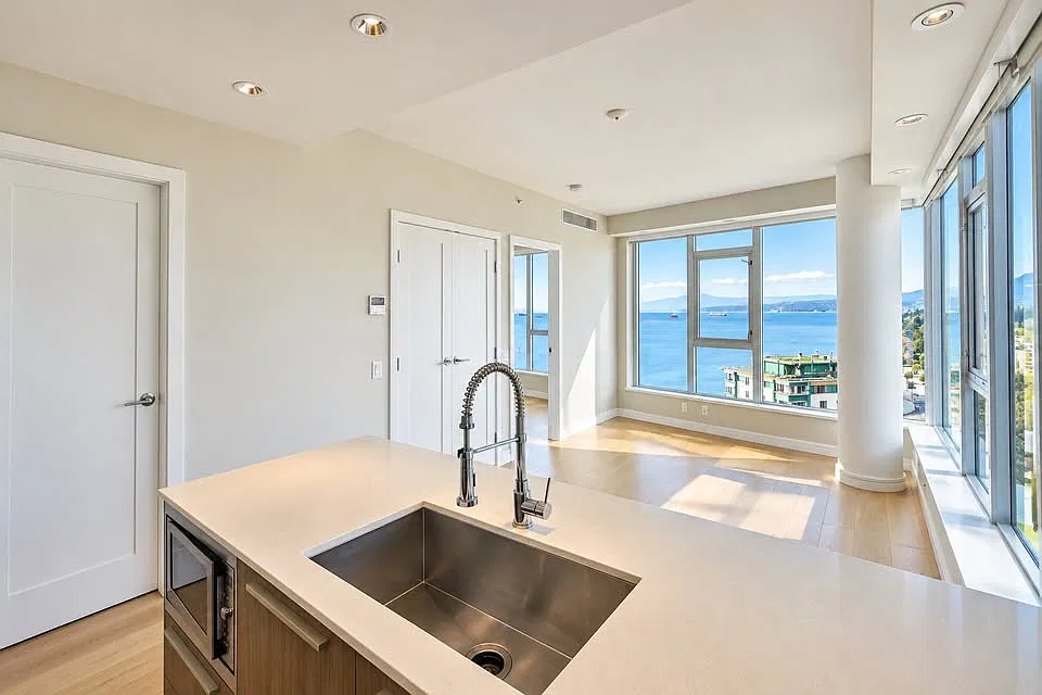 1 bed, 787 sqft, $4,195 — Photo 4