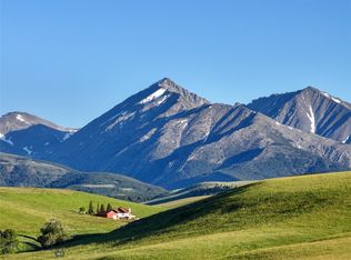 822 Swamp Creek Rd, Big Timber, MT 59011