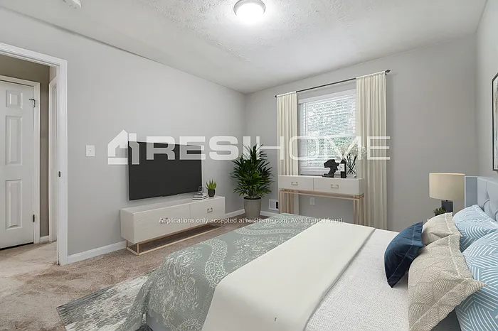 1076 Martin Rd — Photo 8