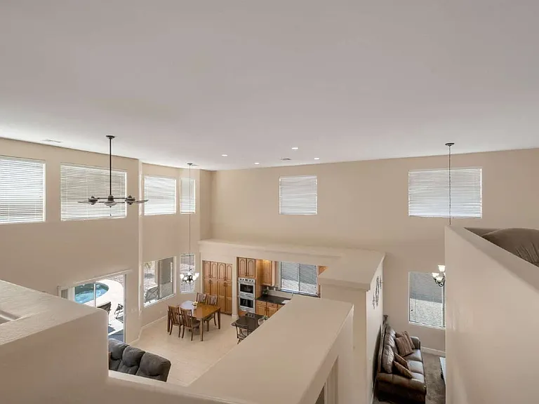21987 N Balboa Dr — Photo 4