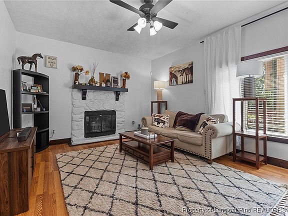5th image of 5924 Laguna Dr