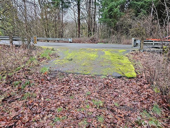 3rd image of 13036 188th Avenue SW