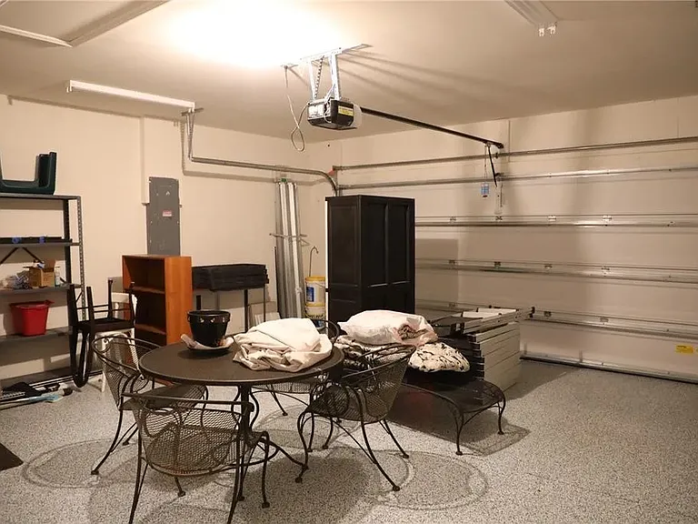 25316 E Lenox Cir — Photo 22