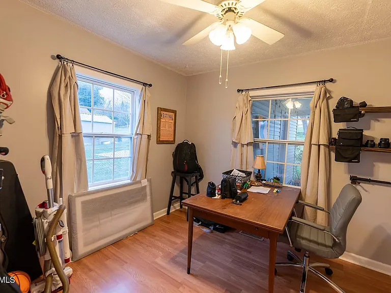 1133 Fair Dr — Photo 31