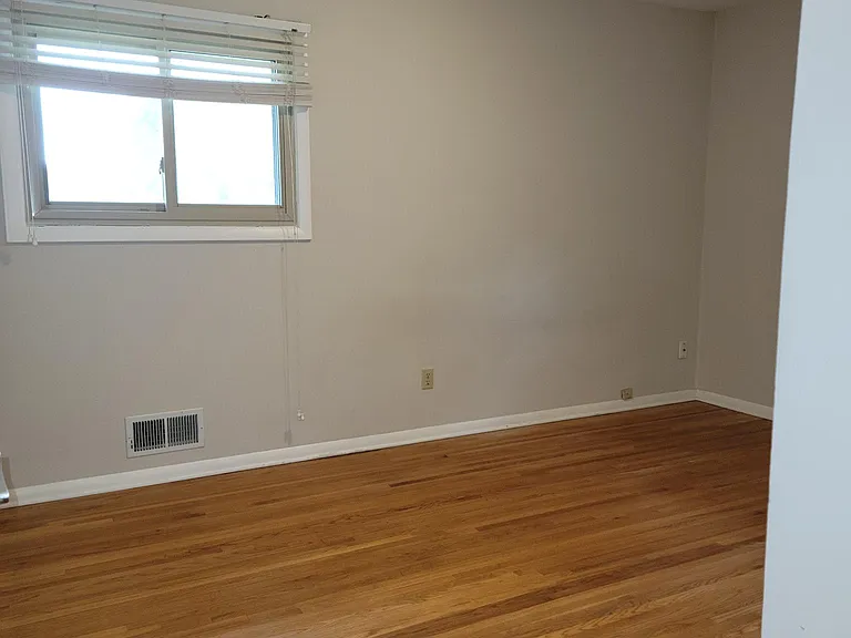 1022 Adams St — Photo 18