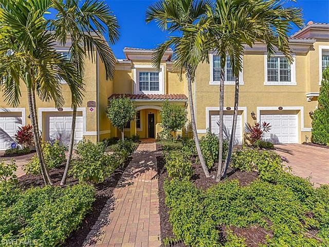 1st image of 23421 Alamanda Dr #102