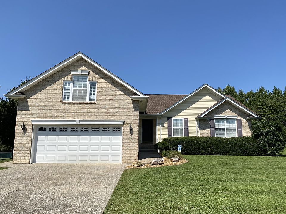 1st image of 222 Landons Cir