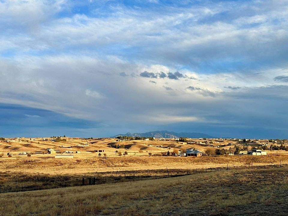 2nd image of 17 Cayuse Trl