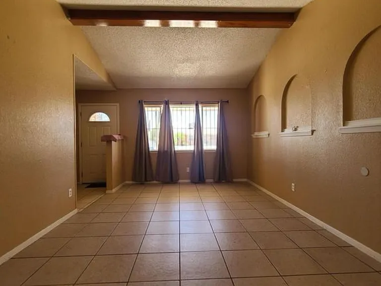 11787 Jim Thorpe Dr — Photo 4