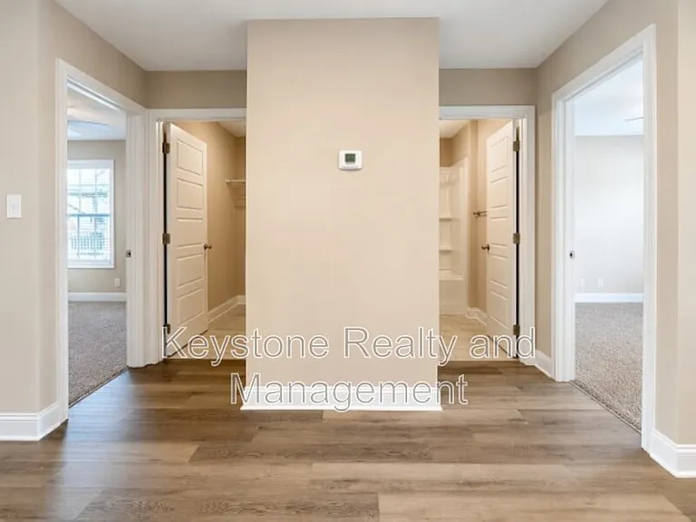 1073 Dublin Dr — Photo 10