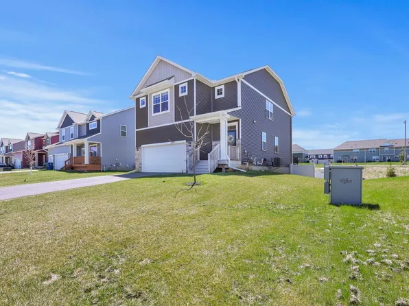 23261 Ashbury Dr, Rogers, MN 55374