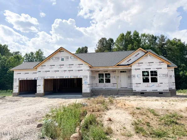 55 Kettle Creek Dr, Zebulon, NC 27597