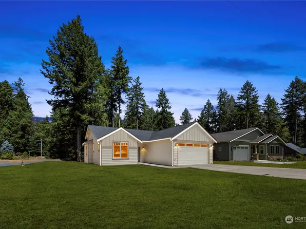 11217 Country Club Place, Anderson Island, WA 98303