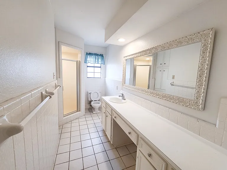 2900 Goddard Pl — Photo 8