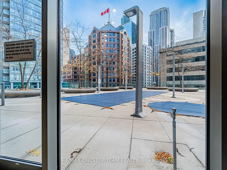 832 Bay St #4110 — Photo 38