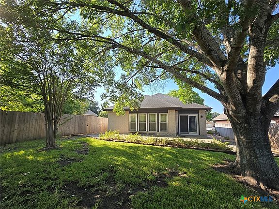 4th image of 1651 Lantana Cir
