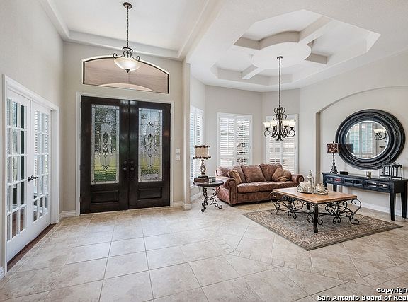 4th image of 208 Deer Cross Ln