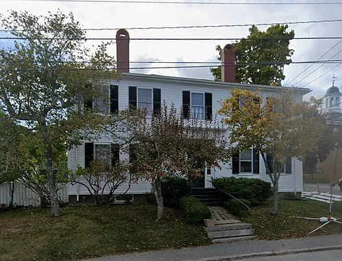 14 Center St Photo 1