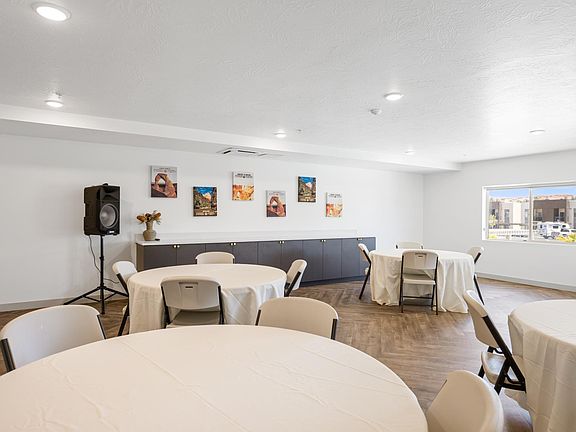 4th image of 652 N Brio Pkwy #303