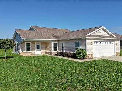 586 Keim Dr NW, Strasburg, OH, 44680