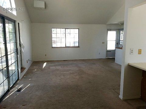4th image of 141 W Elm St