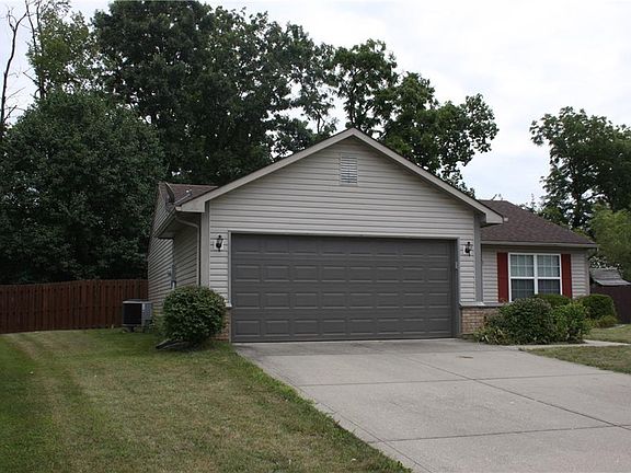 3rd image of 7439 Grandview Dr