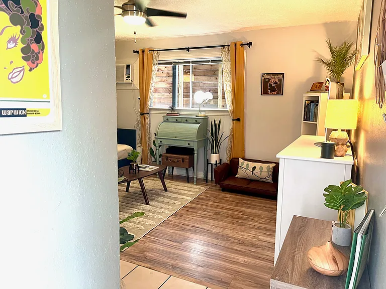 1217 Welch St #2 — Photo 7