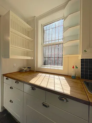 Rented by Compass | media 22