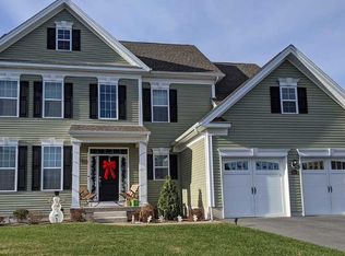 36 Tompkins Ln, Hopewell Junction, NY 12533