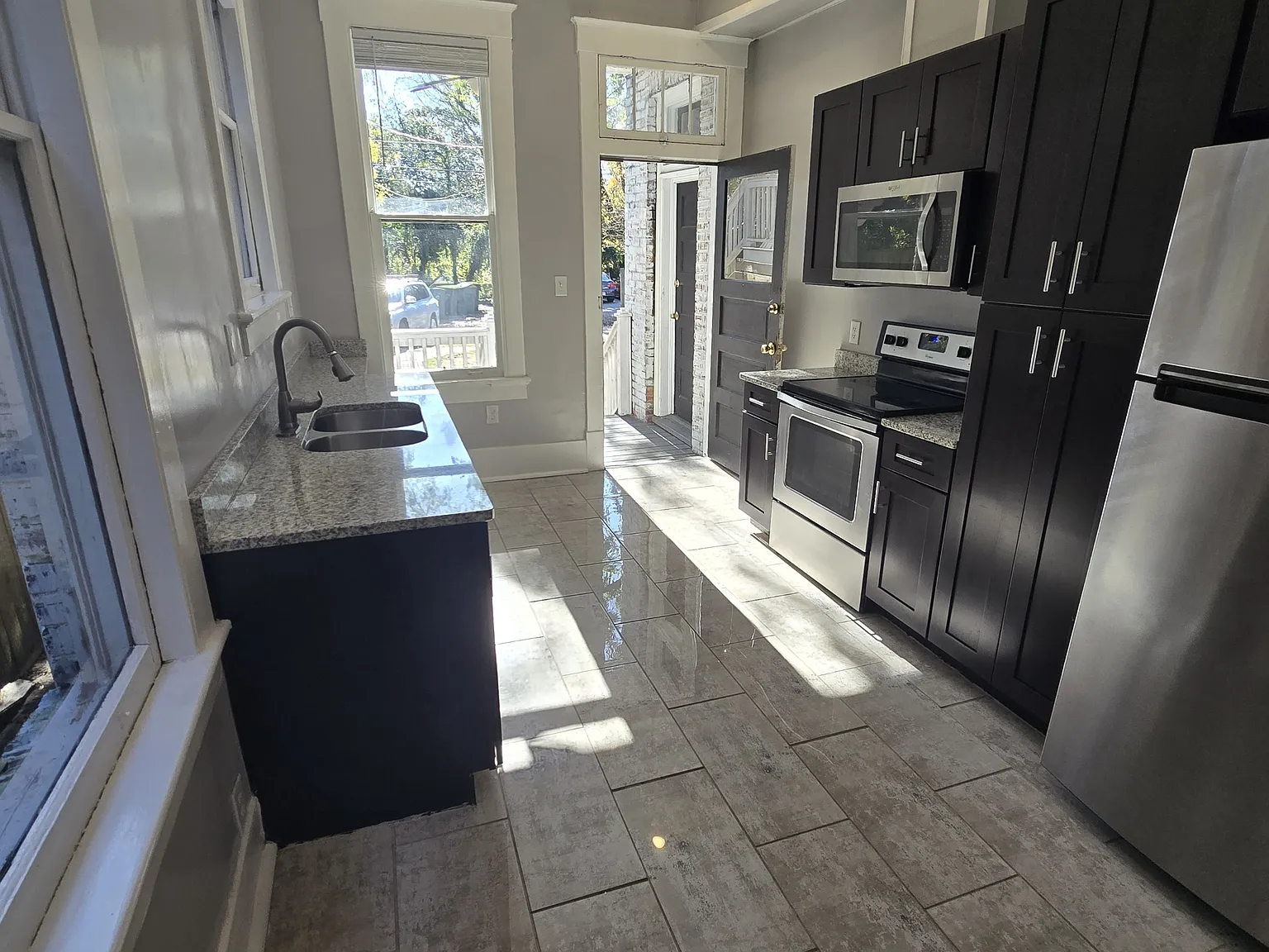 309 East 37th Street - A — Photo 4