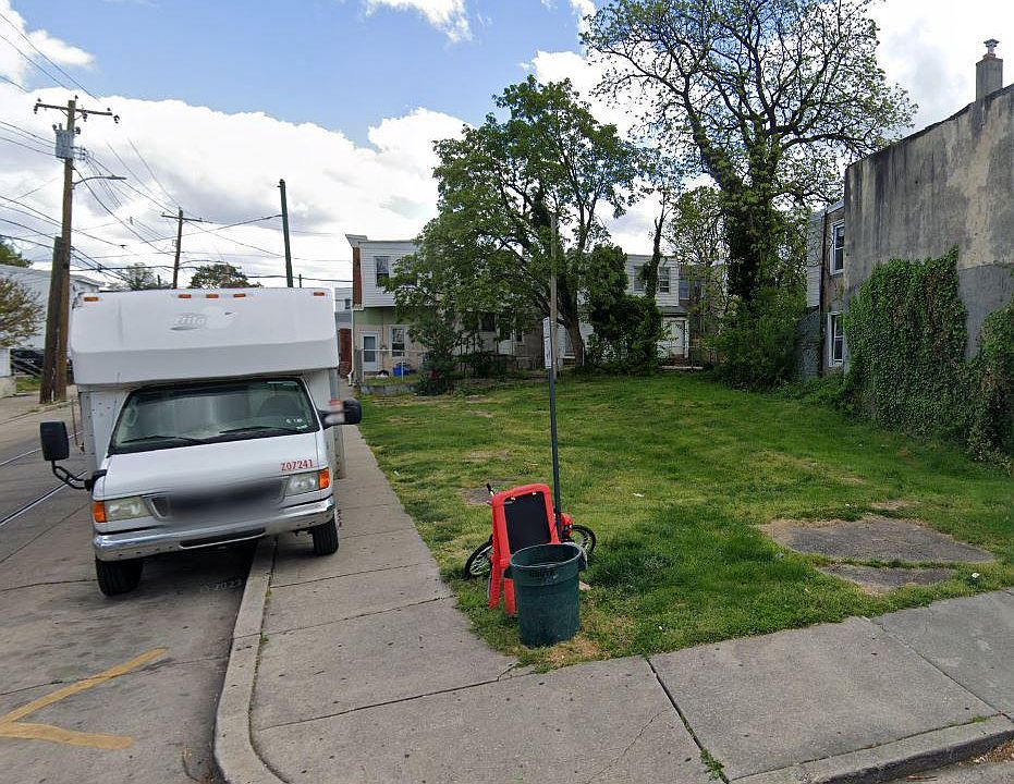 1st image of 943 Forrester Ave