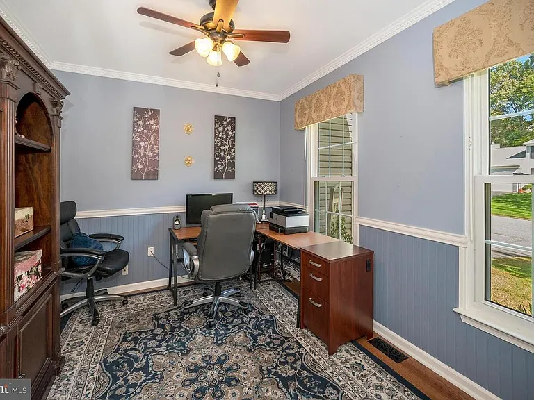 64 Blossom Wood Ct — Photo 19